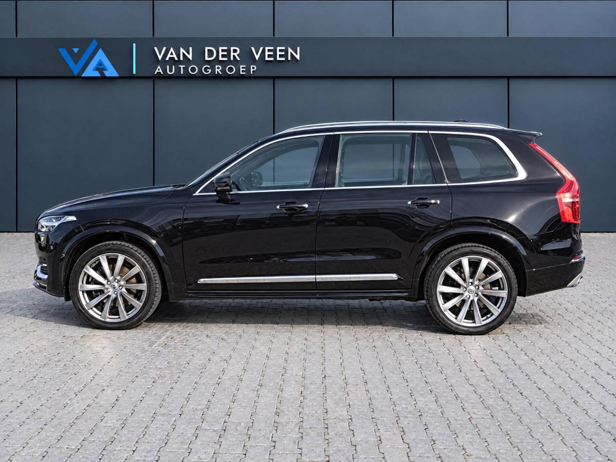 Volvo XC90 Volvo XC90 2.0 B5 AWD Inscription Intro Edition | Incl. 12 maanden garantie | 7 persoons | Adaptieve cruise control | Pilot assist | Bowers & Wilkins audio | Head-up display | Stoelverwarming/ventilatie | Stuurverwarming | Schuif/kantel dak | Trekhaak |