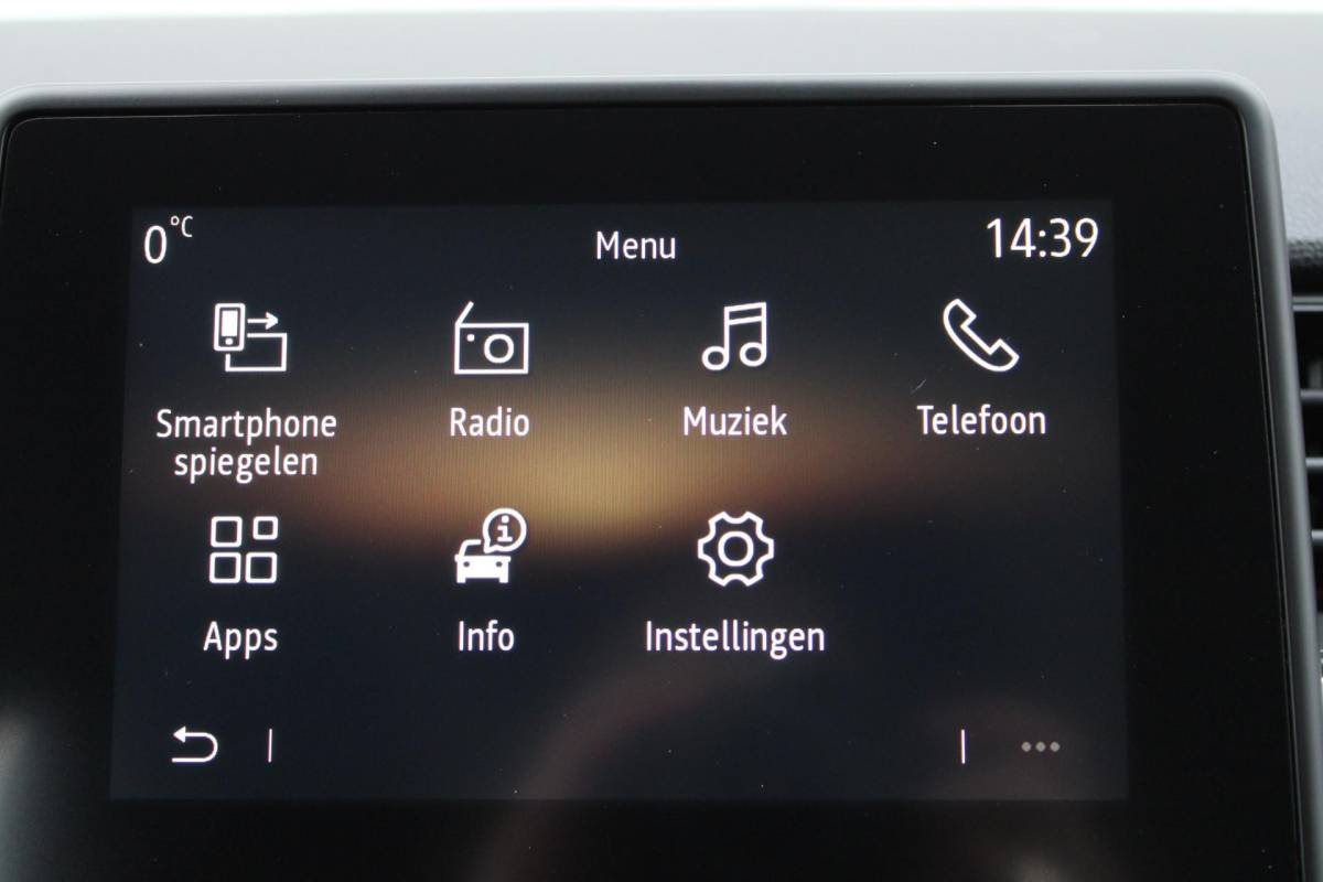Renault Captur Renault Captur 1.0 TCe 90 equilibre | Incl. 12 maanden garantie | Cruise control | Apple carplay/Android auto | Airco | DAB radio |