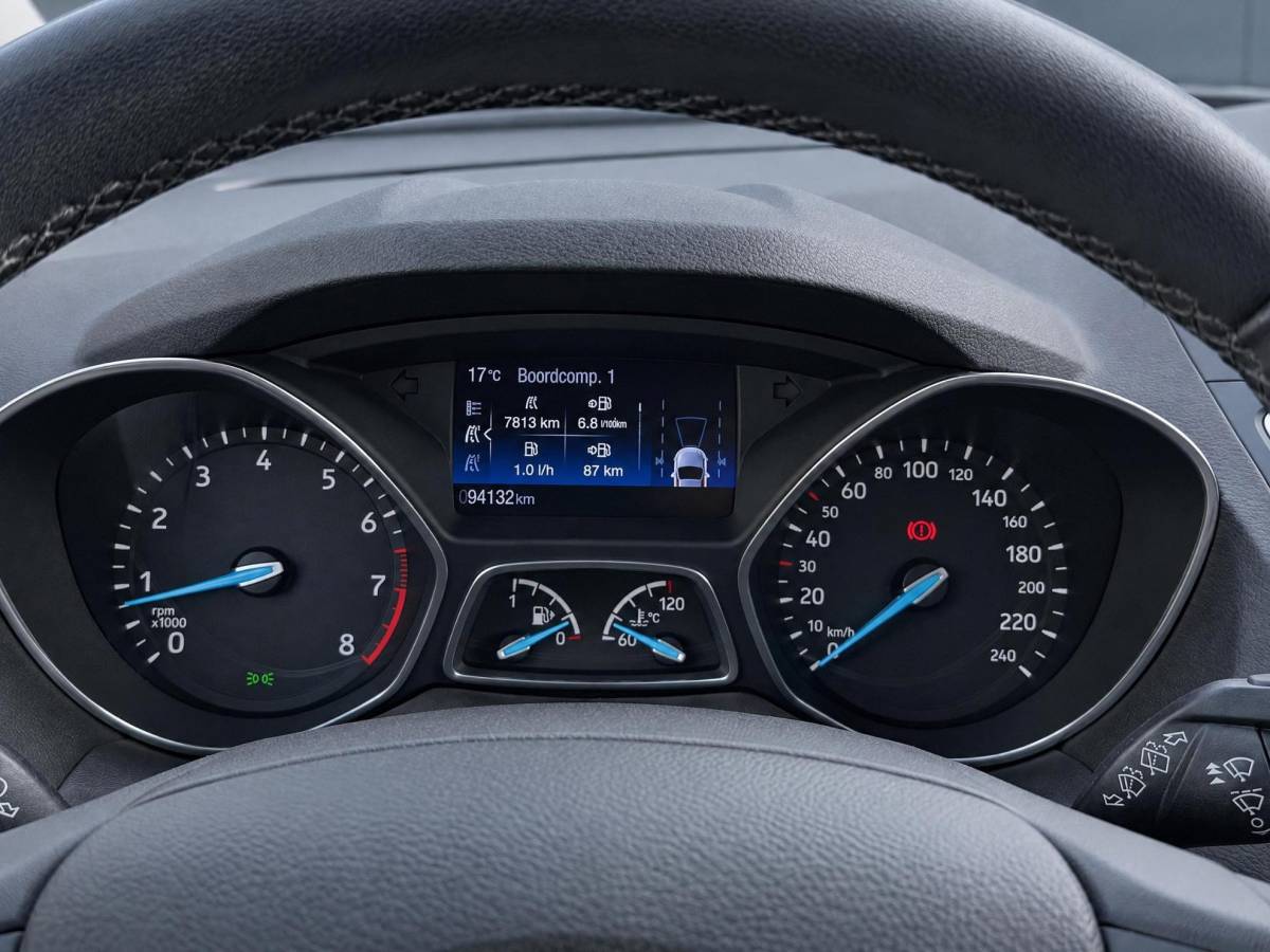 Ford C-MAX Ford C-Max 1.5 Titanium | Incl. 12 maanden garantie | Trekhaak | Achteruitrijcamera | Parkeersensoren | Elektrische kofferklep | Adaptieve cruise control | Climate control | Lane assist | Navigatie | Bluetooth | Lichtmetalen velgen | Airco
