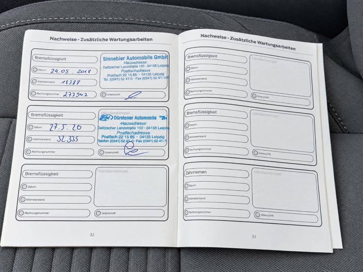 Ford C-MAX Ford C-Max 1.5 Titanium | Incl. 12 maanden garantie | Trekhaak | Achteruitrijcamera | Parkeersensoren | Elektrische kofferklep | Adaptieve cruise control | Climate control | Lane assist | Navigatie | Bluetooth | Lichtmetalen velgen | Airco