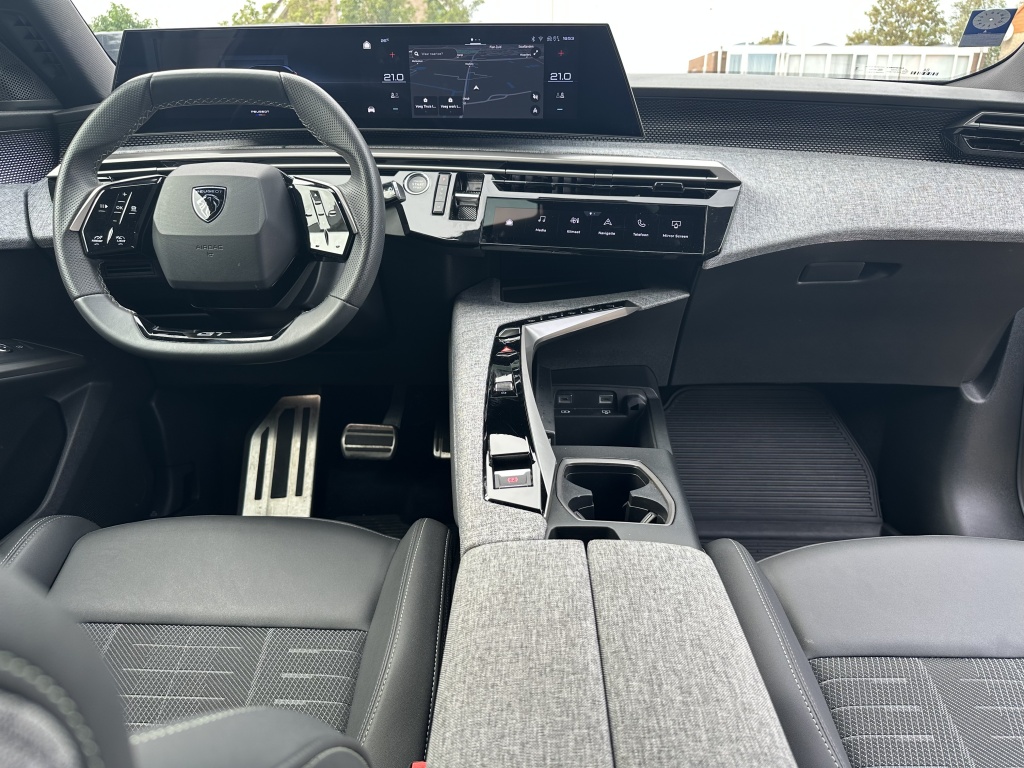 Peugeot 5008 Peugeot 5008 1.2 Hybrid GT