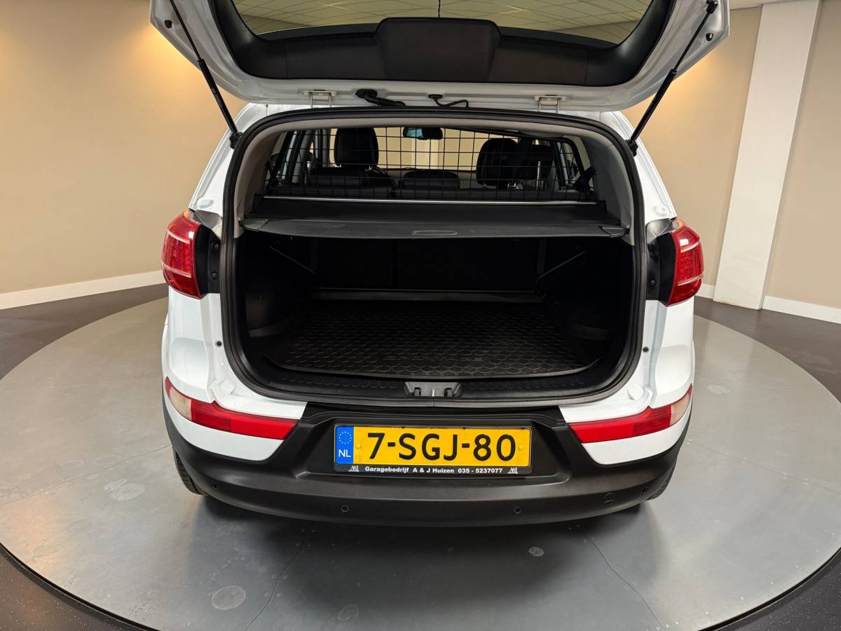 Kia Sportage Kia Sportage 1.6 GDI 20th Anniversary *39.000Km!* 1ste Eigenaar|Uniek! Camera|Navi|Cruise|Climate|BT|17”|PDC|NAP|Org.NL