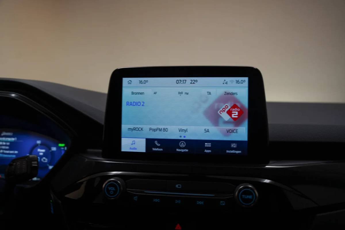 Ford Kuga Ford Kuga 2.5 PHEV ST-Line X Aut. [ Panoramadak Adapt.cruise Winterpakket ]
