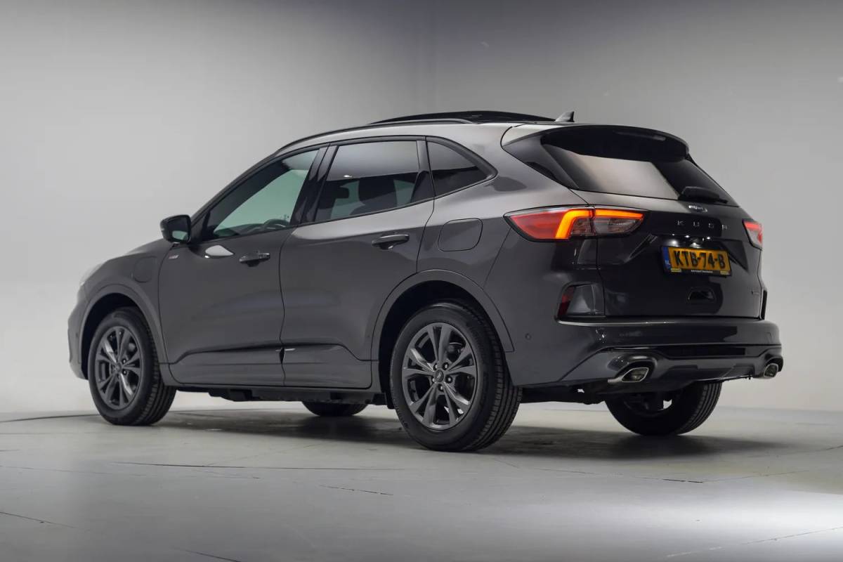 Ford Kuga Ford Kuga 2.5 PHEV ST-Line X Aut. [ Panoramadak Adapt.cruise Winterpakket ]