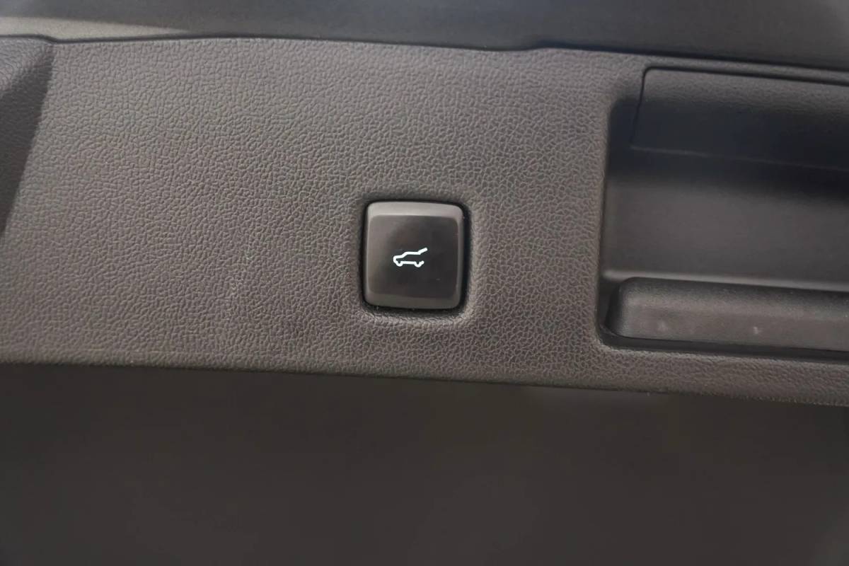 Ford Kuga Ford Kuga 2.5 PHEV ST-Line X Aut. [ Panoramadak Adapt.cruise Winterpakket ]