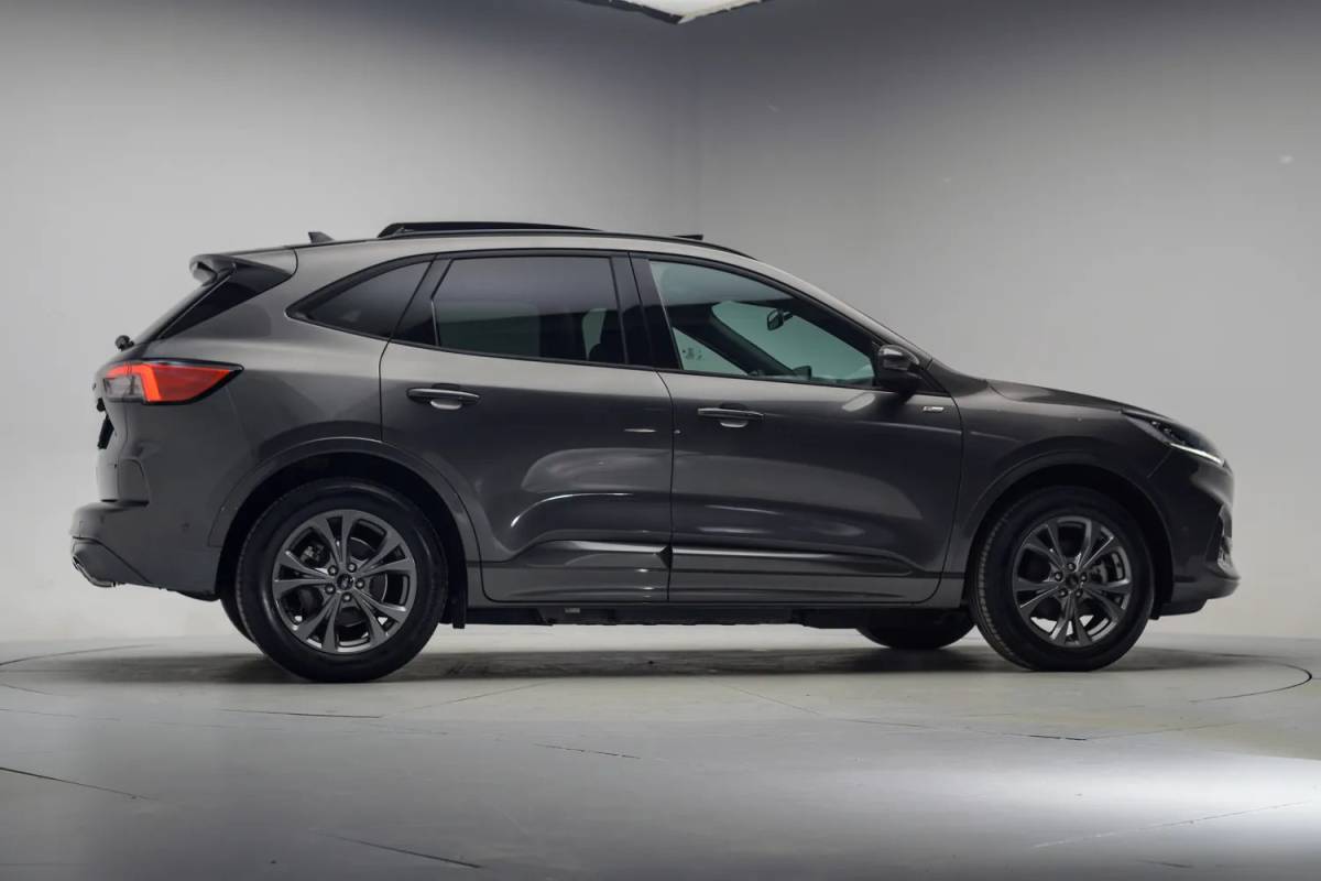 Ford Kuga Ford Kuga 2.5 PHEV ST-Line X Aut. [ Panoramadak Adapt.cruise Winterpakket ]