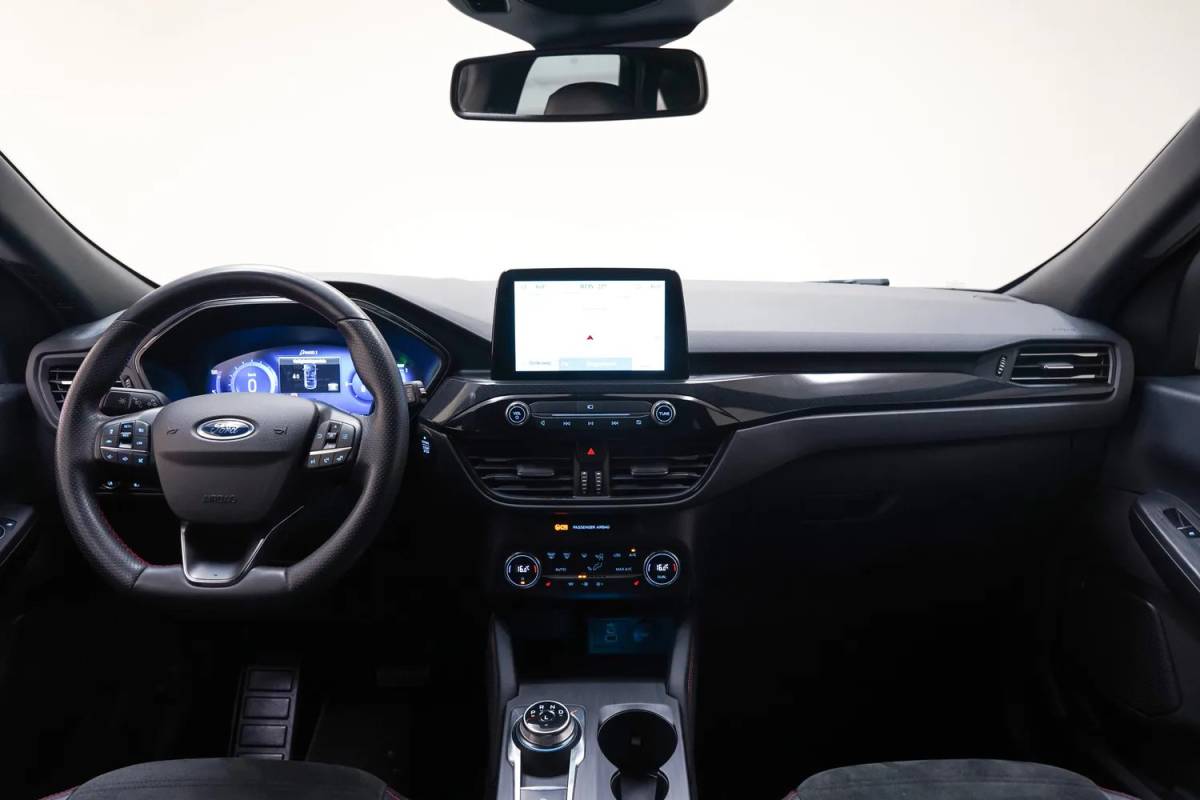Ford Kuga Ford Kuga 2.5 PHEV ST-Line X Aut. [ Panoramadak Adapt.cruise Winterpakket ]