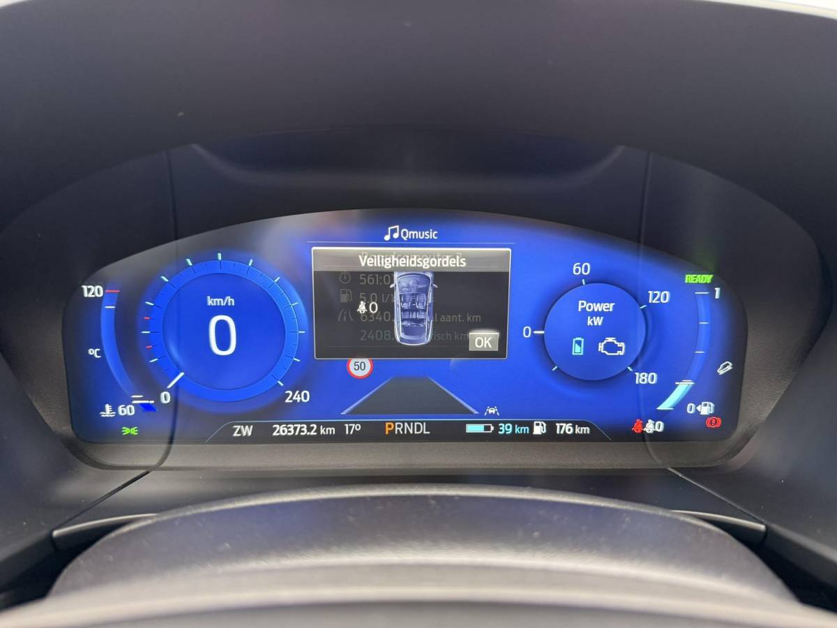 Ford Kuga Ford Kuga 2.5 PHEV Titanium 225pk | Wegklapbare  Trekhaak | AGR Stoelen | Winter Pack | Adaptieve Cruise Control | Reservewiel | Achteruitrijcamera