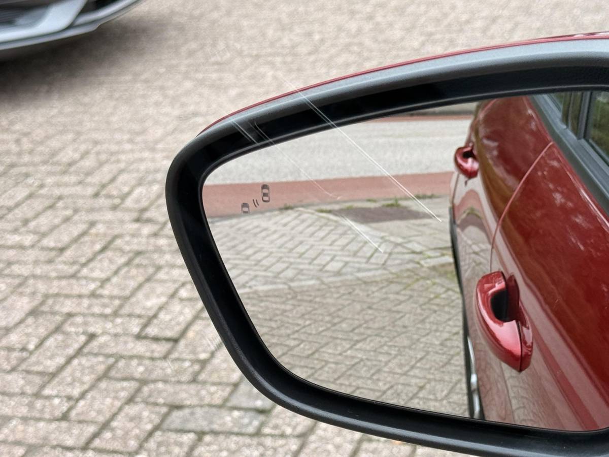 Ford Kuga Ford Kuga 2.5 PHEV Titanium 225pk | Wegklapbare  Trekhaak | AGR Stoelen | Winter Pack | Adaptieve Cruise Control | Reservewiel | Achteruitrijcamera