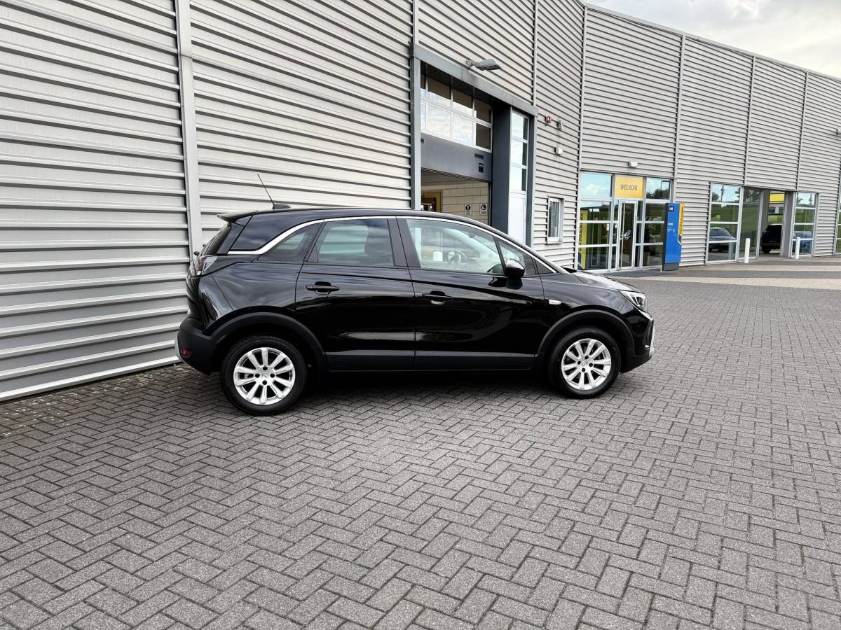 Opel Crossland Opel Crossland 1.2 Turbo Elegance Automaat | Navigatie | Parkeersensoren voor en achter | Parkeercamera achter | Cruise control | Apple carplay | Android Auto