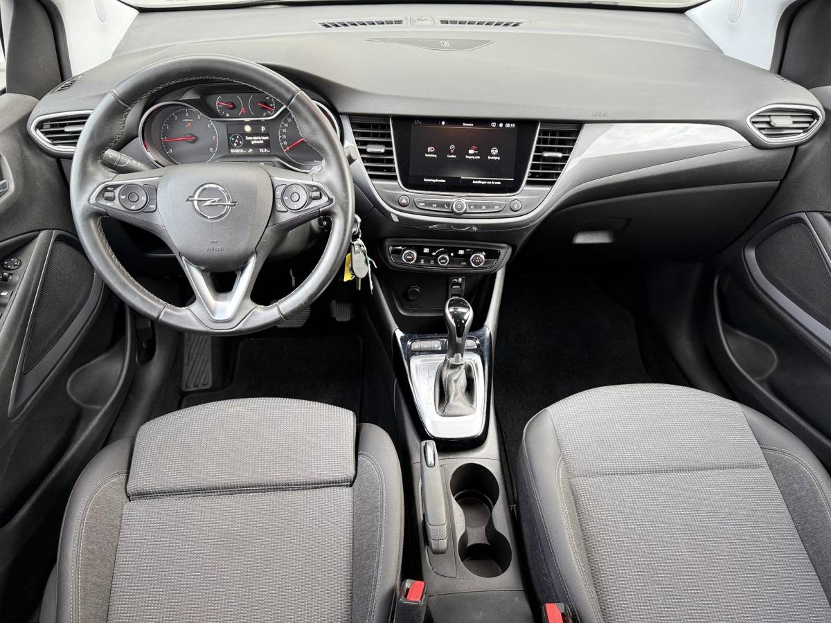 Opel Crossland Opel Crossland 1.2 Turbo Elegance Automaat | Navigatie | Parkeersensoren voor en achter | Parkeercamera achter | Cruise control | Apple carplay | Android Auto