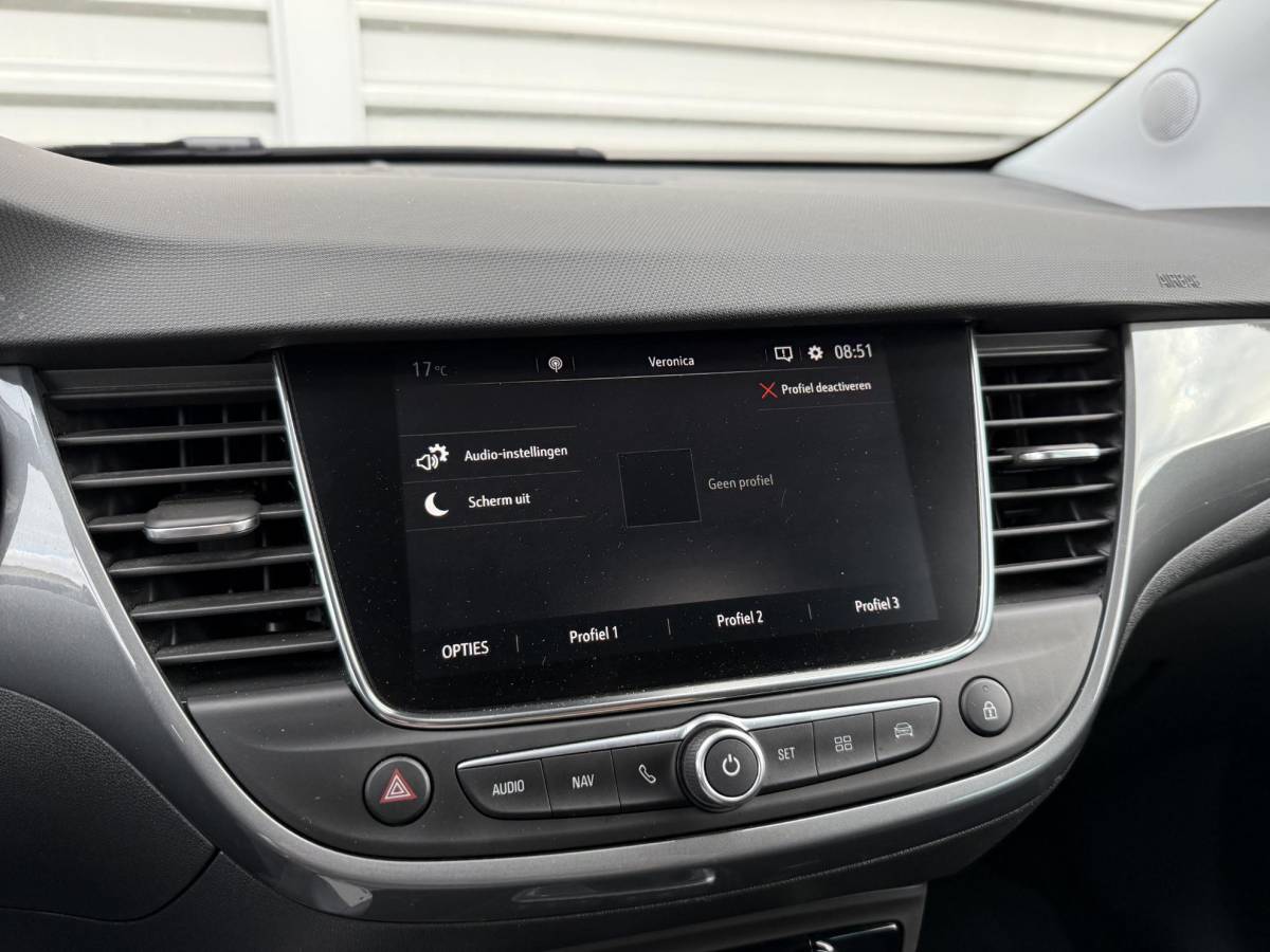 Opel Crossland Opel Crossland 1.2 Turbo Elegance Automaat | Navigatie | Parkeersensoren voor en achter | Parkeercamera achter | Cruise control | Apple carplay | Android Auto