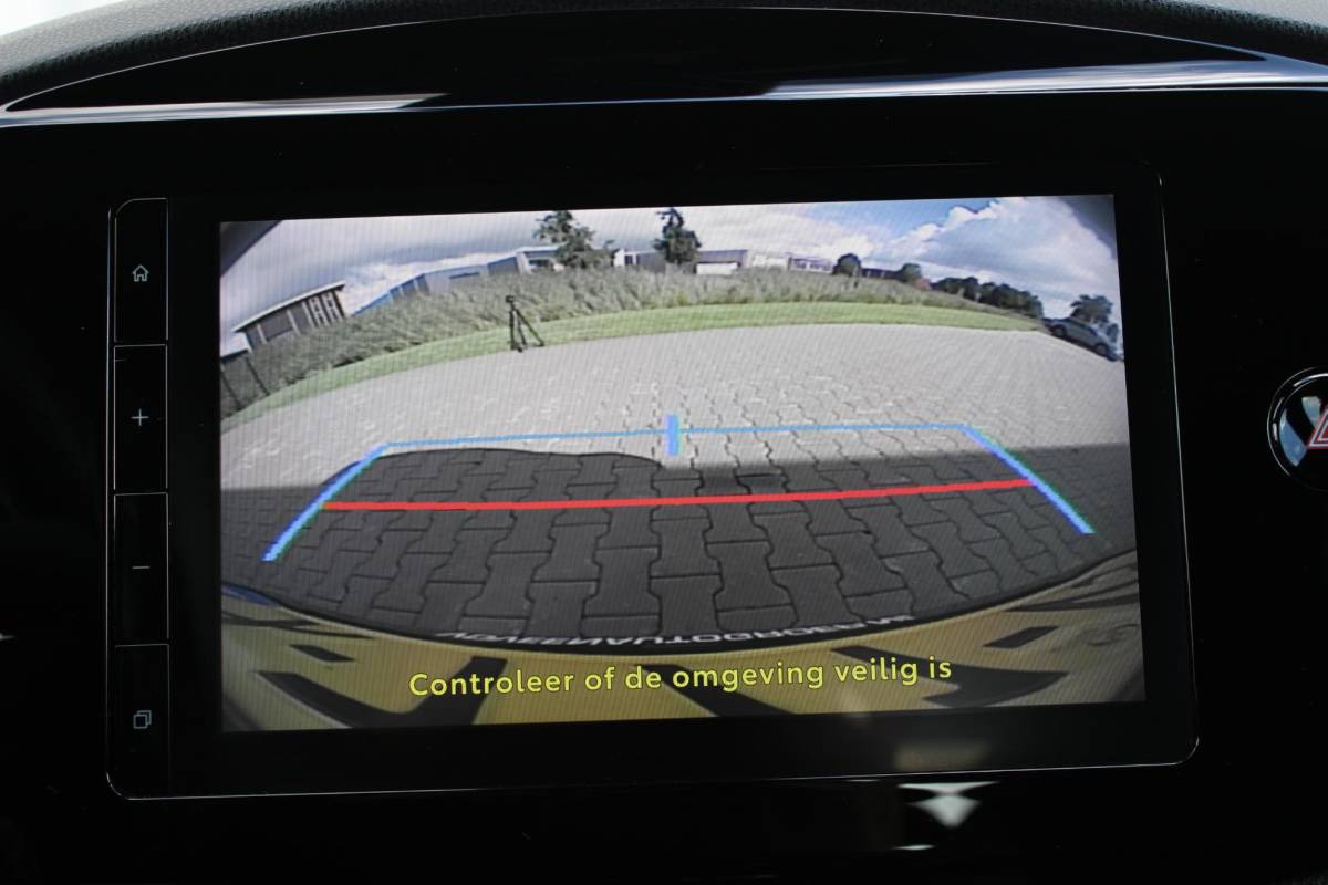 Toyota Aygo X Toyota Aygo X 1.0 VVT-i MT Play | Incl. 12 maanden garantie | Adaptieve cruise control | Apple carplay/Android auto | Lane assist | Airco | Parkeercamera |