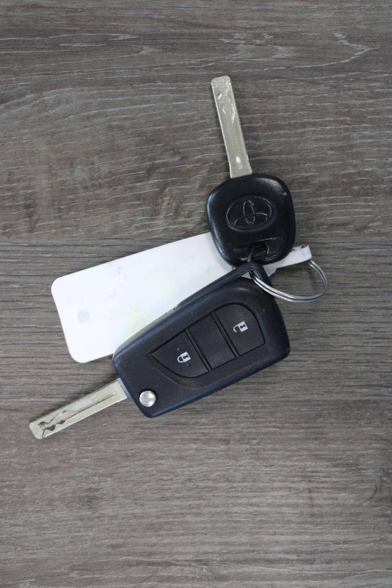 Toyota Aygo X Toyota Aygo X 1.0 VVT-i MT Play | Incl. 12 maanden garantie | Adaptieve cruise control | Apple carplay/Android auto | Lane assist | Airco | Parkeercamera |