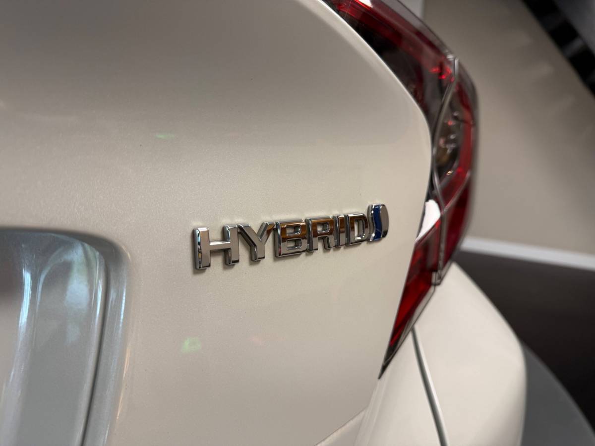 Toyota C-HR Toyota C-HR 1.8 Hybrid Executive Selection *Carplay* Stoel/Stuurverw.|Camera|Keyless|Leer|Adapt.Cruise|Navi|Dealer OH|Parelmoer