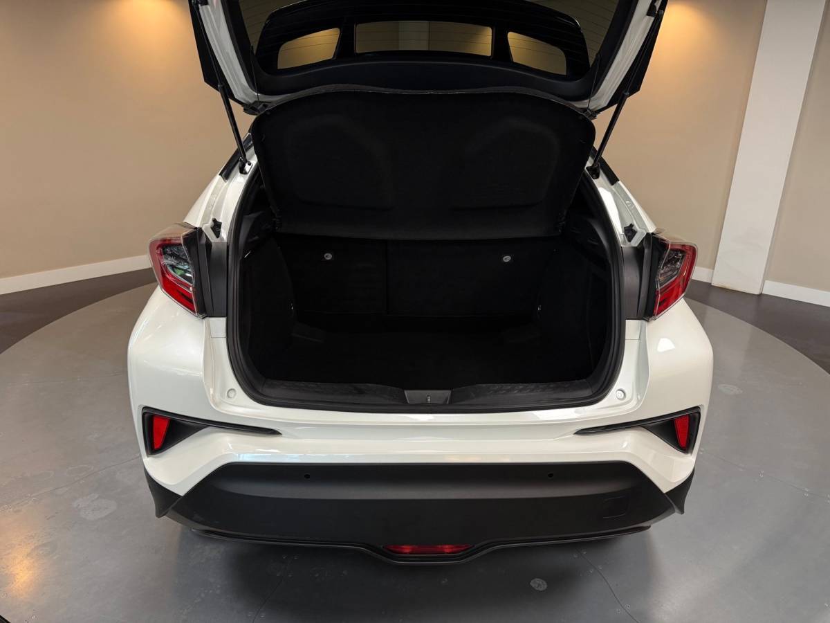 Toyota C-HR Toyota C-HR 1.8 Hybrid Executive Selection *Carplay* Stoel/Stuurverw.|Camera|Keyless|Leer|Adapt.Cruise|Navi|Dealer OH|Parelmoer