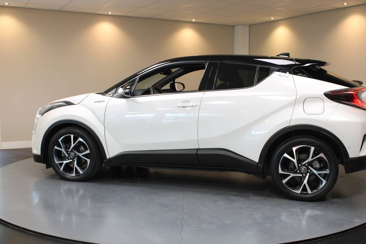 Toyota C-HR Toyota C-HR 1.8 Hybrid Executive Selection *Carplay* Stoel/Stuurverw.|Camera|Keyless|Leer|Adapt.Cruise|Navi|Dealer OH|Parelmoer
