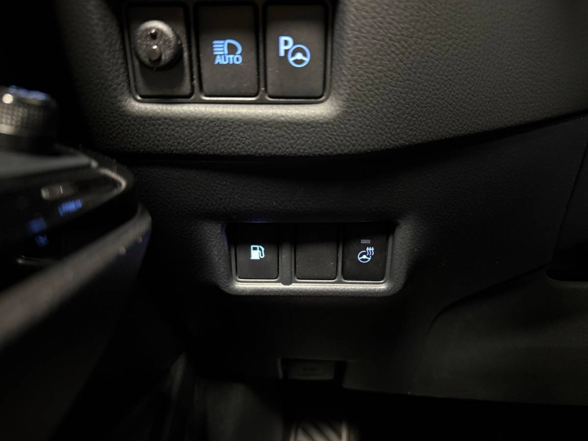 Toyota C-HR Toyota C-HR 1.8 Hybrid Executive Selection *Carplay* Stoel/Stuurverw.|Camera|Keyless|Leer|Adapt.Cruise|Navi|Dealer OH|Parelmoer