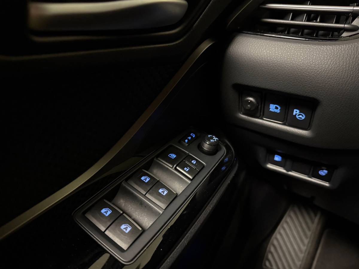 Toyota C-HR Toyota C-HR 1.8 Hybrid Executive Selection *Carplay* Stoel/Stuurverw.|Camera|Keyless|Leer|Adapt.Cruise|Navi|Dealer OH|Parelmoer