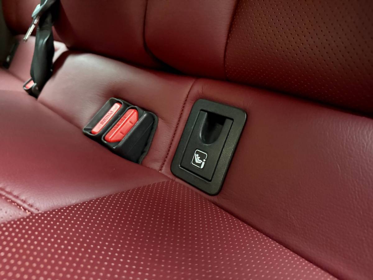Toyota C-HR Toyota C-HR 1.8 Hybrid Executive Selection *Carplay* Stoel/Stuurverw.|Camera|Keyless|Leer|Adapt.Cruise|Navi|Dealer OH|Parelmoer