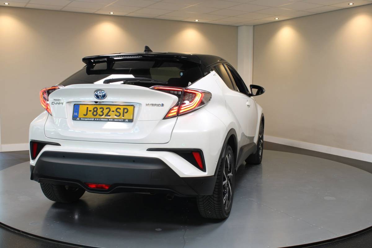 Toyota C-HR Toyota C-HR 1.8 Hybrid Executive Selection *Carplay* Stoel/Stuurverw.|Camera|Keyless|Leer|Adapt.Cruise|Navi|Dealer OH|Parelmoer