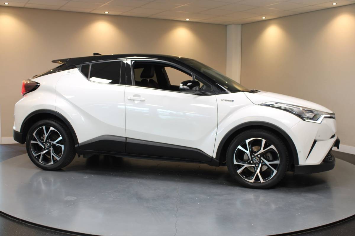 Toyota C-HR Toyota C-HR 1.8 Hybrid Executive Selection *Carplay* Stoel/Stuurverw.|Camera|Keyless|Leer|Adapt.Cruise|Navi|Dealer OH|Parelmoer