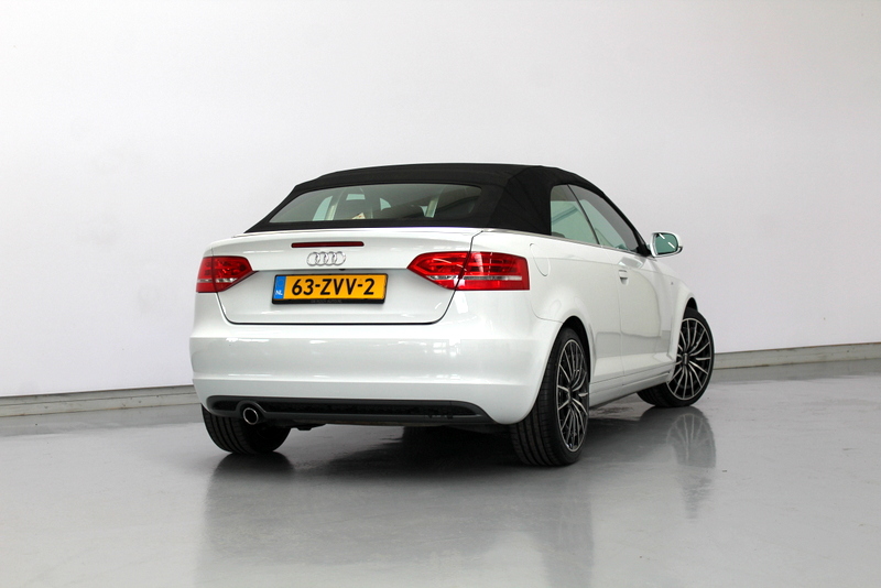 Audi A3 Audi A3 Cabriolet 1.2 TFSI Ambition Pro Line S 105PK, EXTRA SET WIELEN | METALLIC LAK | HALF LEER | XENON | NAVIGATIE