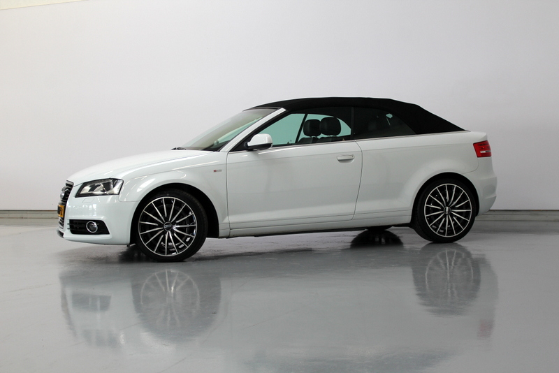 Audi A3 Audi A3 Cabriolet 1.2 TFSI Ambition Pro Line S 105PK, EXTRA SET WIELEN | METALLIC LAK | HALF LEER | XENON | NAVIGATIE