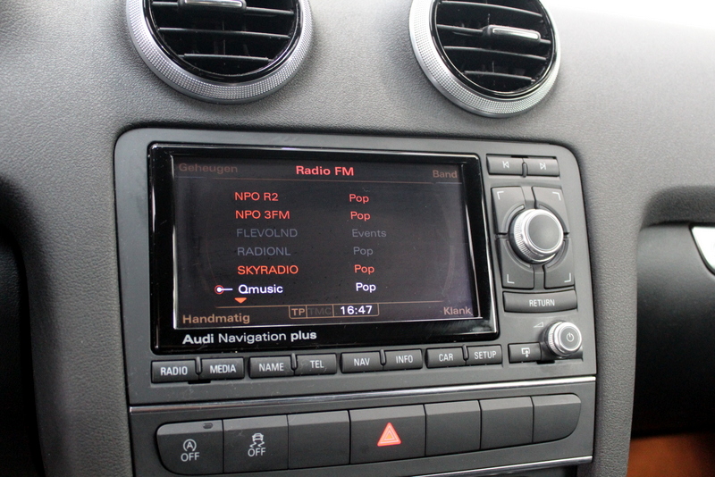 Audi A3 Audi A3 Cabriolet 1.2 TFSI Ambition Pro Line S 105PK, EXTRA SET WIELEN | METALLIC LAK | HALF LEER | XENON | NAVIGATIE