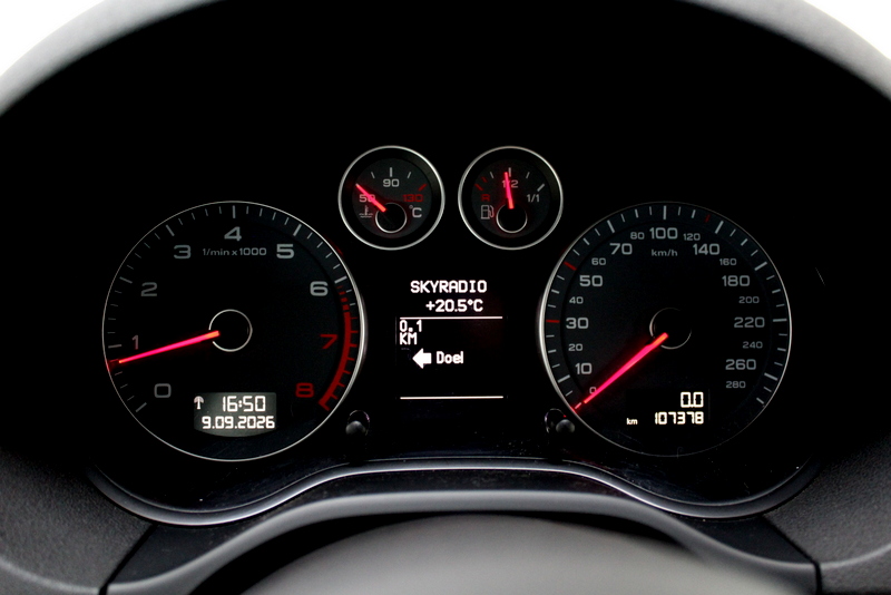 Audi A3 Audi A3 Cabriolet 1.2 TFSI Ambition Pro Line S 105PK, EXTRA SET WIELEN | METALLIC LAK | HALF LEER | XENON | NAVIGATIE