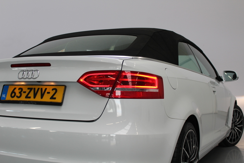 Audi A3 Audi A3 Cabriolet 1.2 TFSI Ambition Pro Line S 105PK, EXTRA SET WIELEN | METALLIC LAK | HALF LEER | XENON | NAVIGATIE
