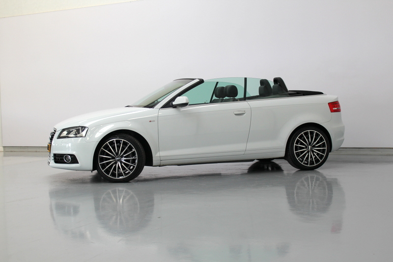 Audi A3 Audi A3 Cabriolet 1.2 TFSI Ambition Pro Line S 105PK, EXTRA SET WIELEN | METALLIC LAK | HALF LEER | XENON | NAVIGATIE