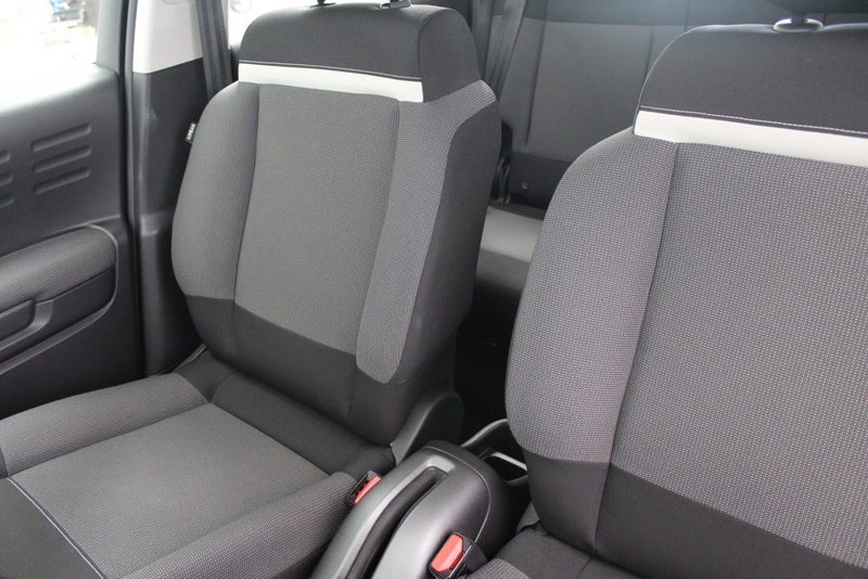 Citroën C3 Aircross Citroën C3 Aircross 1.2 PureTech Feel 82PK, RIJKLAAR | DIS-RIEM RECENT VERVANGEN | AIRCO | CRUISE