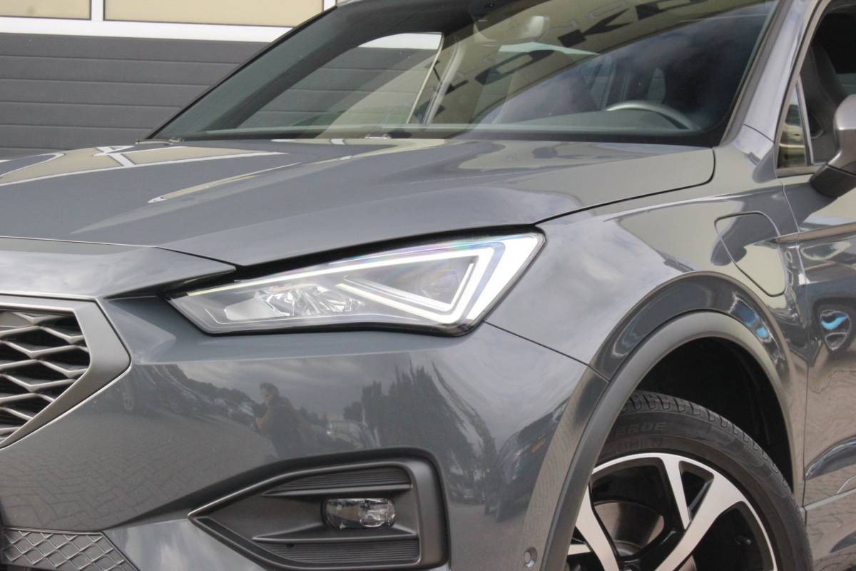 SEAT Tarraco Seat Tarraco 1.4 TSI e-Hybrid PHEV FR Business Intense | Trekhaak | Dak