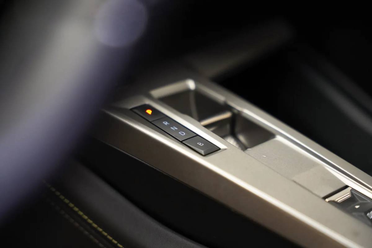 Peugeot 308 Peugeot 308 SW 1.6 Plug-in Hybrid 225 GT-Line Aut. [ Adapt.cruise Navi Camera Memory ]