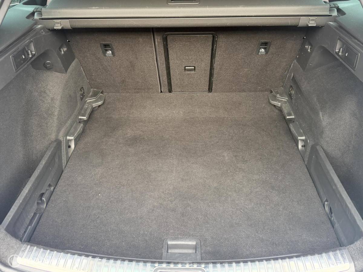 SEAT Leon Seat Leon ST 1.4 TSI DSG FR Business Intense 86.000km NAP!!