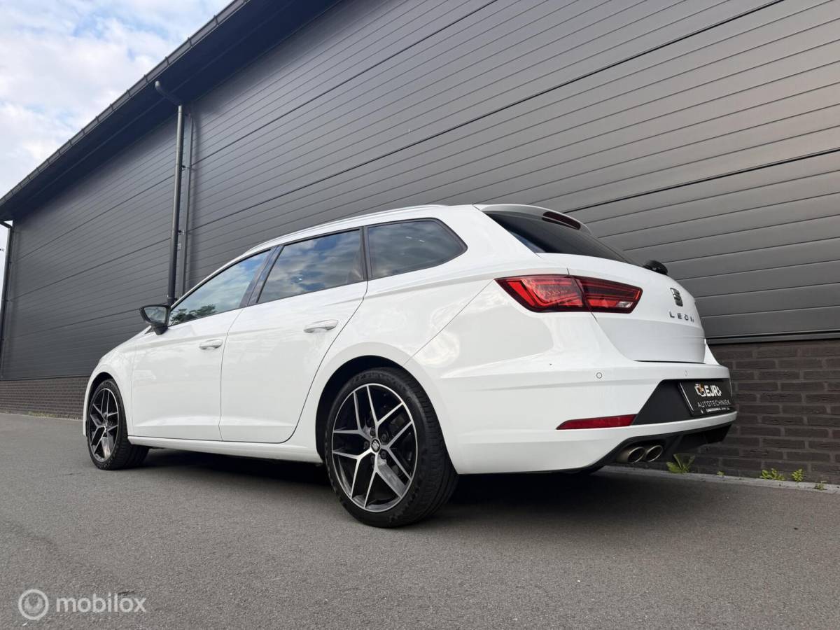 SEAT Leon Seat Leon ST 1.4 TSI DSG FR Business Intense 86.000km NAP!!