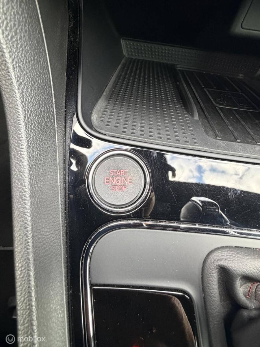 SEAT Leon Seat Leon ST 1.4 TSI DSG FR Business Intense 86.000km NAP!!