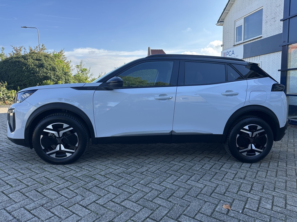 Peugeot 2008 Peugeot 2008 1.2 Hybrid 136 GT | Drive Assist Plus | Camera v & a | Adapt. Cruise | Keyless |