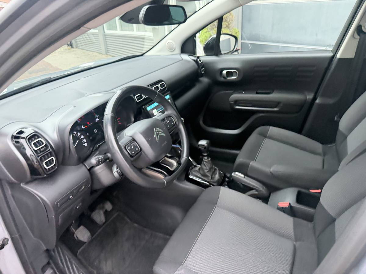 Citroën C3 Aircross Citroën C3 Aircross 1.2 PureTech Shine Bj 2021 Km 92.000 Hoe Zit Dealer onderhouden
