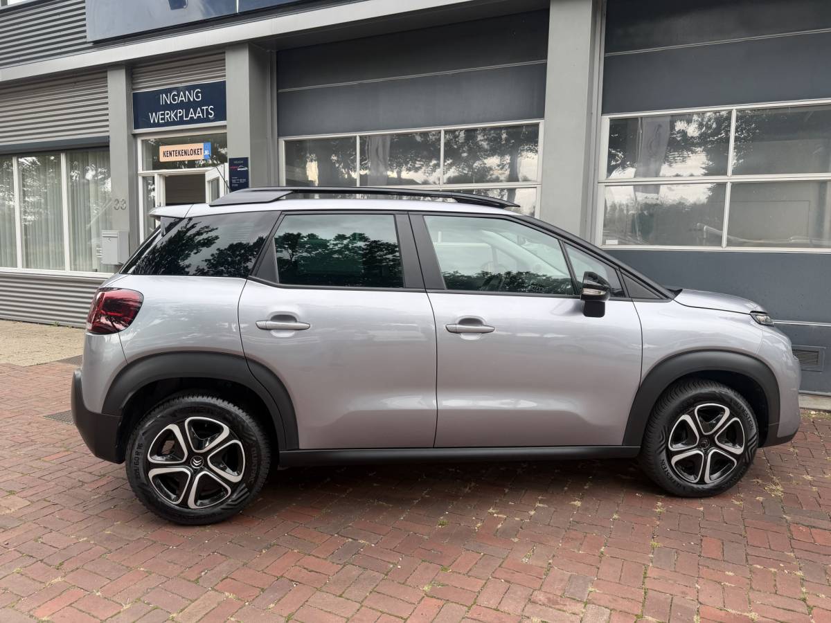 Citroën C3 Aircross Citroën C3 Aircross 1.2 PureTech Shine Bj 2021 Km 92.000 Hoe Zit Dealer onderhouden