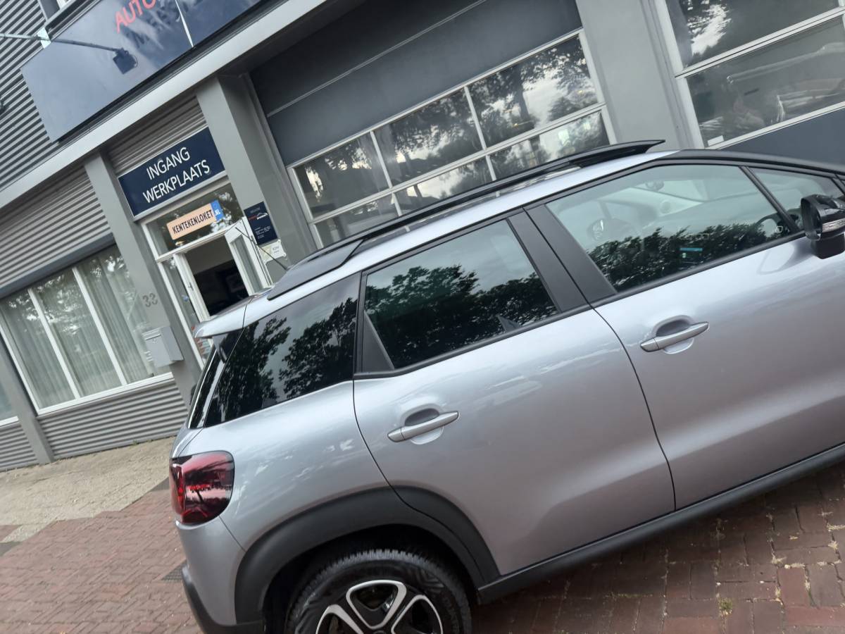 Citroën C3 Aircross Citroën C3 Aircross 1.2 PureTech Shine Bj 2021 Km 92.000 Hoe Zit Dealer onderhouden