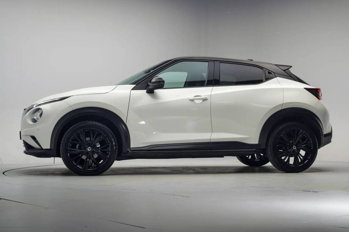 Nissan Juke Nissan Juke 1.0 DIG-T Enigma Aut. [ Navi Apple/Android Camera LED ]