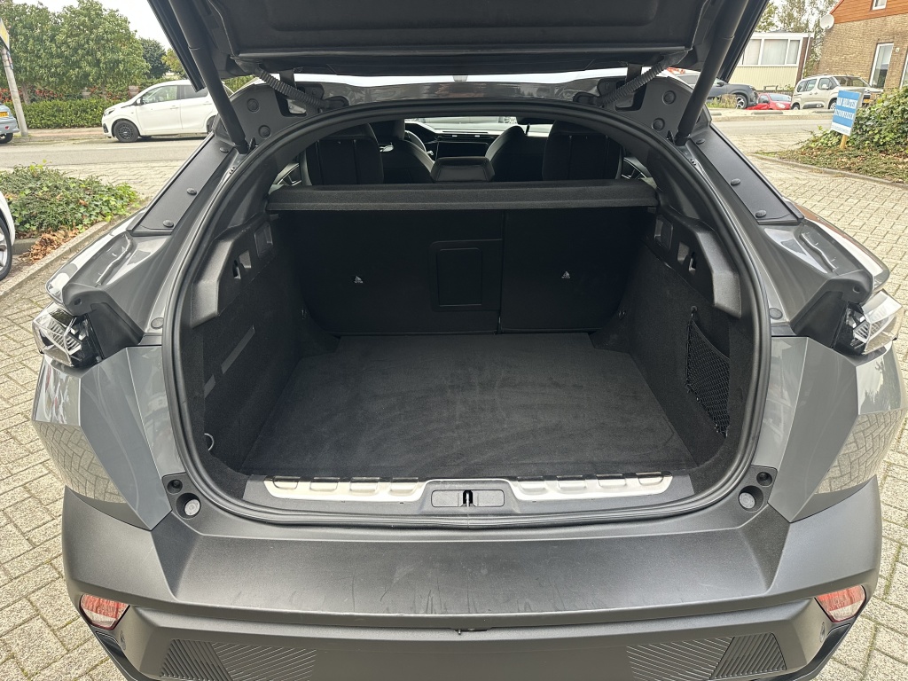 Peugeot 408 Peugeot 408 Hybrid 145 GT