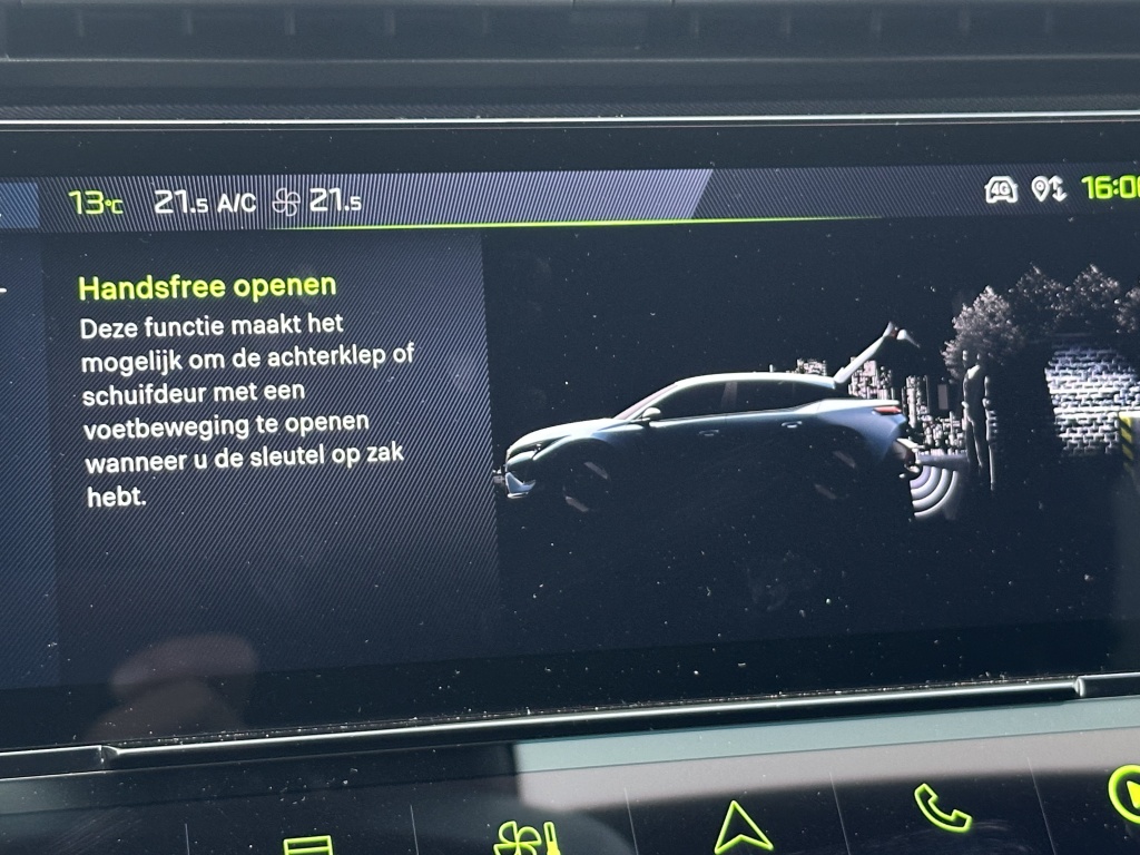 Peugeot 408 Peugeot 408 Hybrid 145 GT