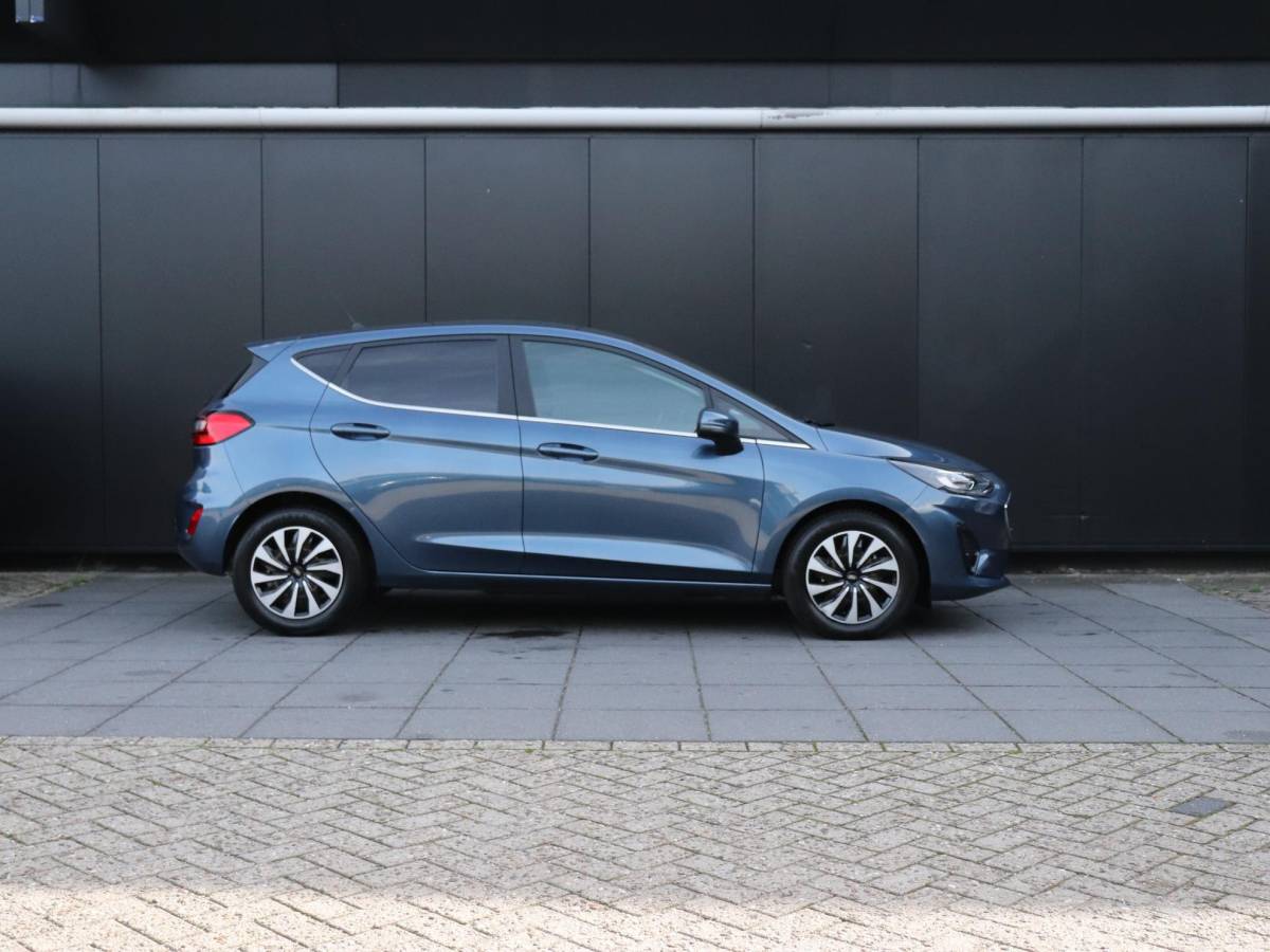 Ford Fiesta Ford Fiesta 1.0 EcoBoost Hybrid Titanium | AUT. | TREKHAAK | STOEL/STUURVERW. | PDC | APPLE CARPLAY |