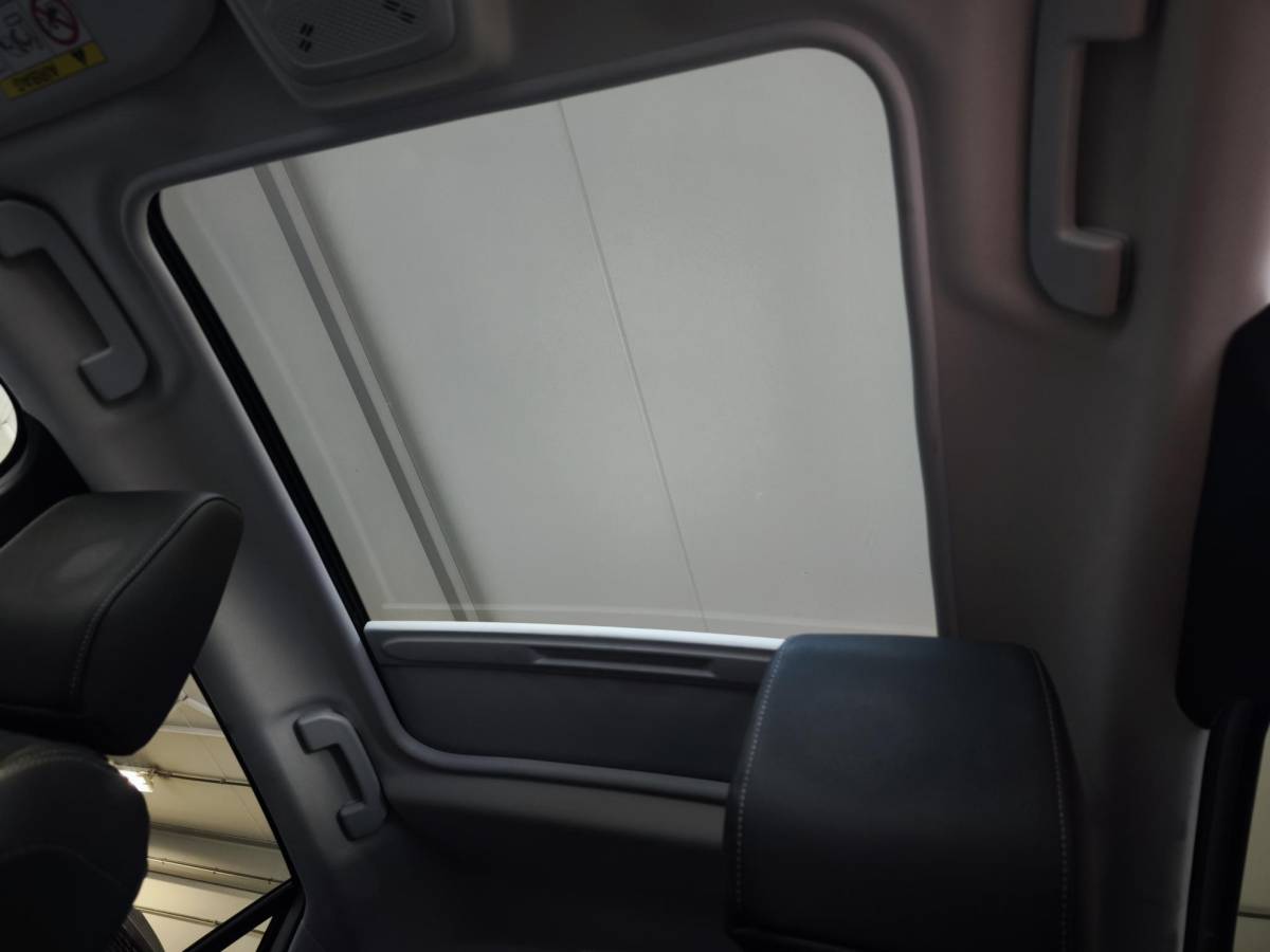 Opel Corsa Opel Corsa 1.2 Elegance Stoel- & Stuurverwarming| Glazen Dak| Camera| PDC Voor & Achter| Apple CarPlay| Climate Control| LED