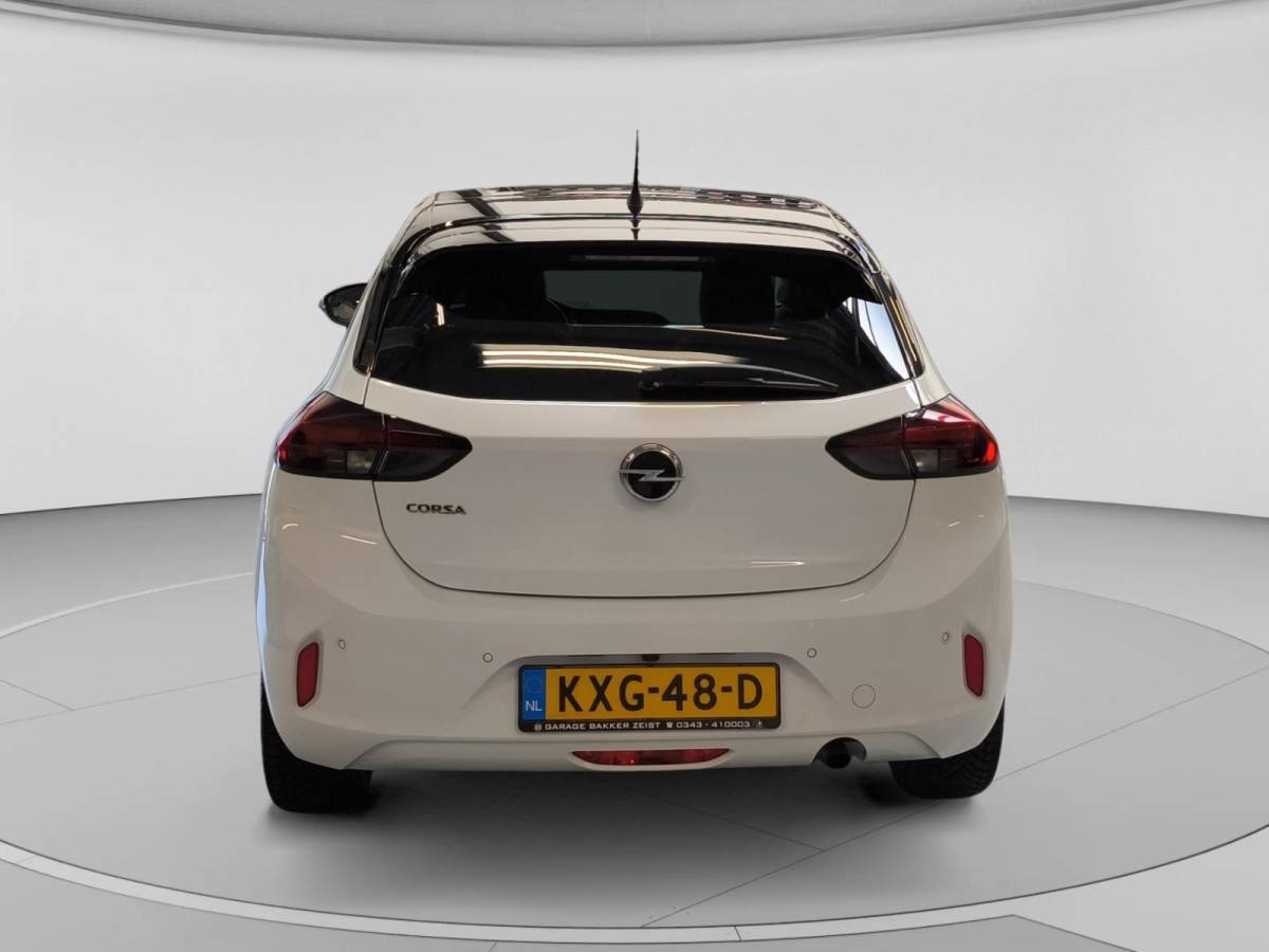 Opel Corsa Opel Corsa 1.2 Elegance Stoel- & Stuurverwarming| Glazen Dak| Camera| PDC Voor & Achter| Apple CarPlay| Climate Control| LED
