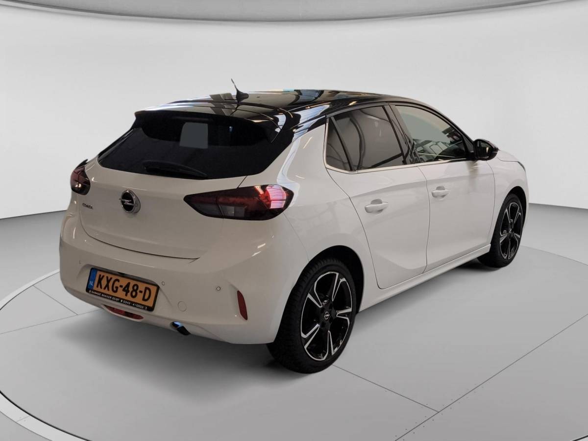 Opel Corsa Opel Corsa 1.2 Elegance Stoel- & Stuurverwarming| Glazen Dak| Camera| PDC Voor & Achter| Apple CarPlay| Climate Control| LED
