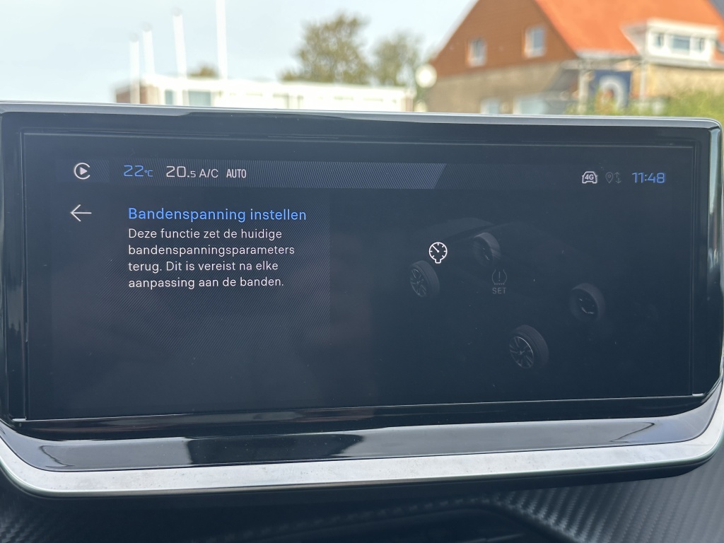 Peugeot 2008 Peugeot 2008 1.2 Allure 100 PK | CarPlay & Android Auto | Cruise Control | 17″ LM